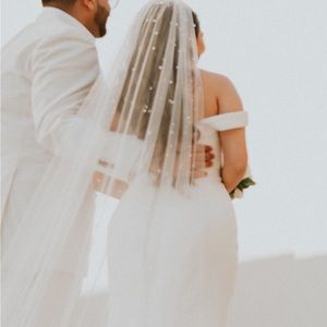 Wedding veil (cathedral style)